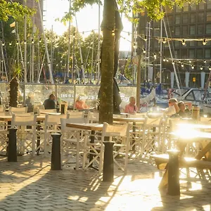 https://the-water-studio.amsterdamhotelsnl.com